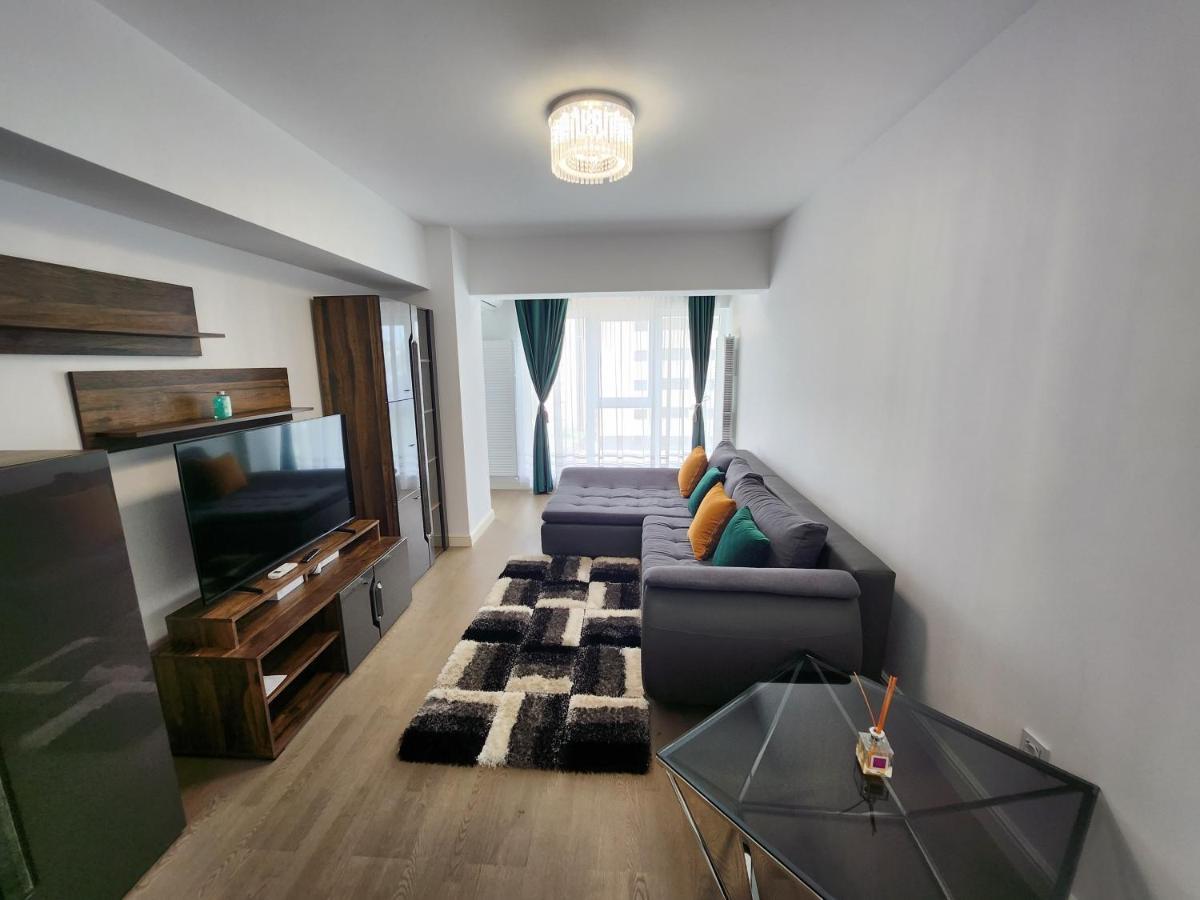 Near Airport 2 Rooms Apartments In Himson Iasi Bagian luar foto
